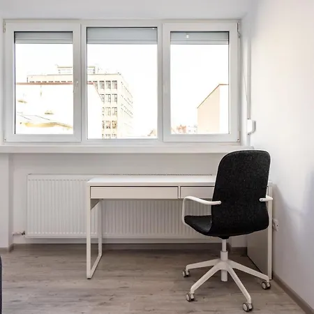 Sapphire In The Center Of *