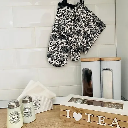 Sapphire In The Center Of * Bukarest