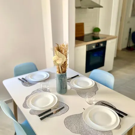 Sapphire In The Center Of Bukareszt